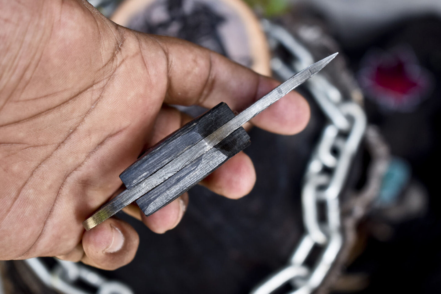 Hand Forged Ladder Damascus Skinner Knife with Hard Wood Handle for Camping