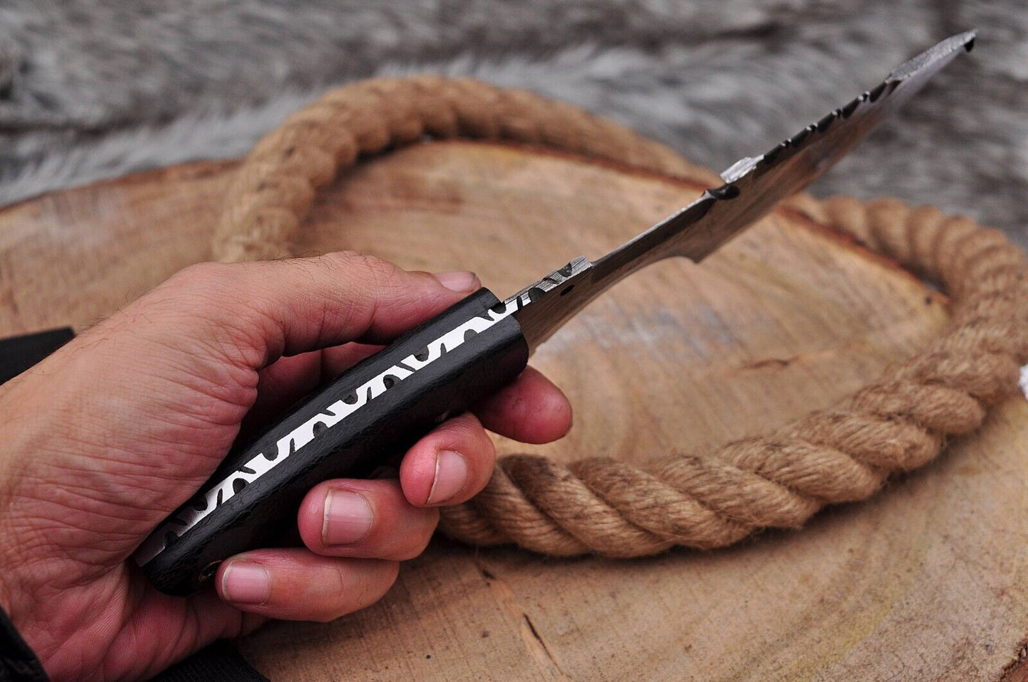 Tactical Survival Hunting Fixed Blade Damascus Tracker Knife – Full Tang, Handmade with Leather Sheath