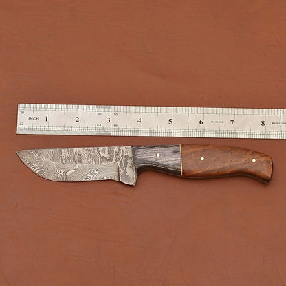 Handmade Damascus Skinner Knife with Wood Handle for Camping and Hunting