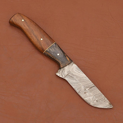 Handmade Damascus Skinner Knife with Wood Handle for Camping and Hunting