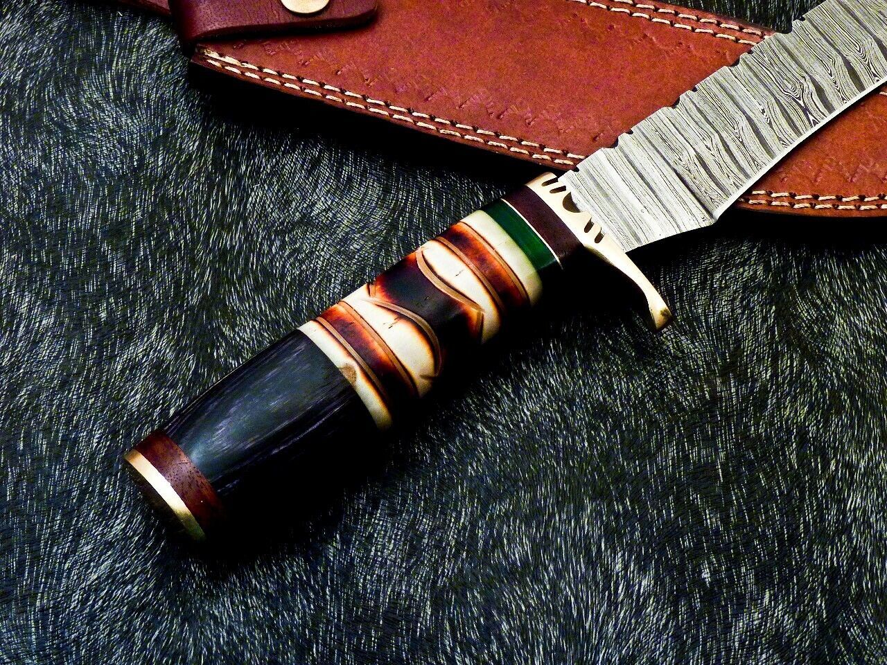 14 Inch Handmade Damascus Steel Hunting Knife with Natural Wood Handle