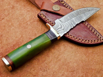 8" Damascus Bowie Knife – Camel Bone Handle & Brass Bolster