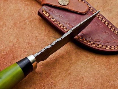 8" Damascus Bowie Knife – Camel Bone Handle & Brass Bolster
