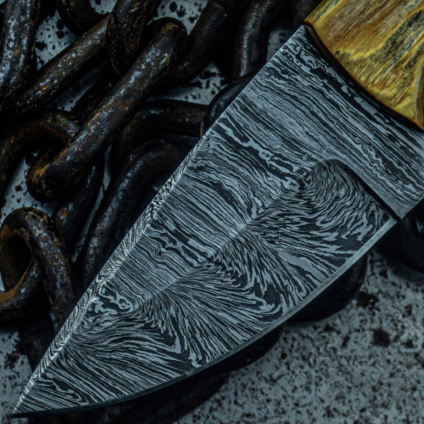 8.5" Custom Damascus Steel Bowie Knife – Wood Handle, Tactical Design