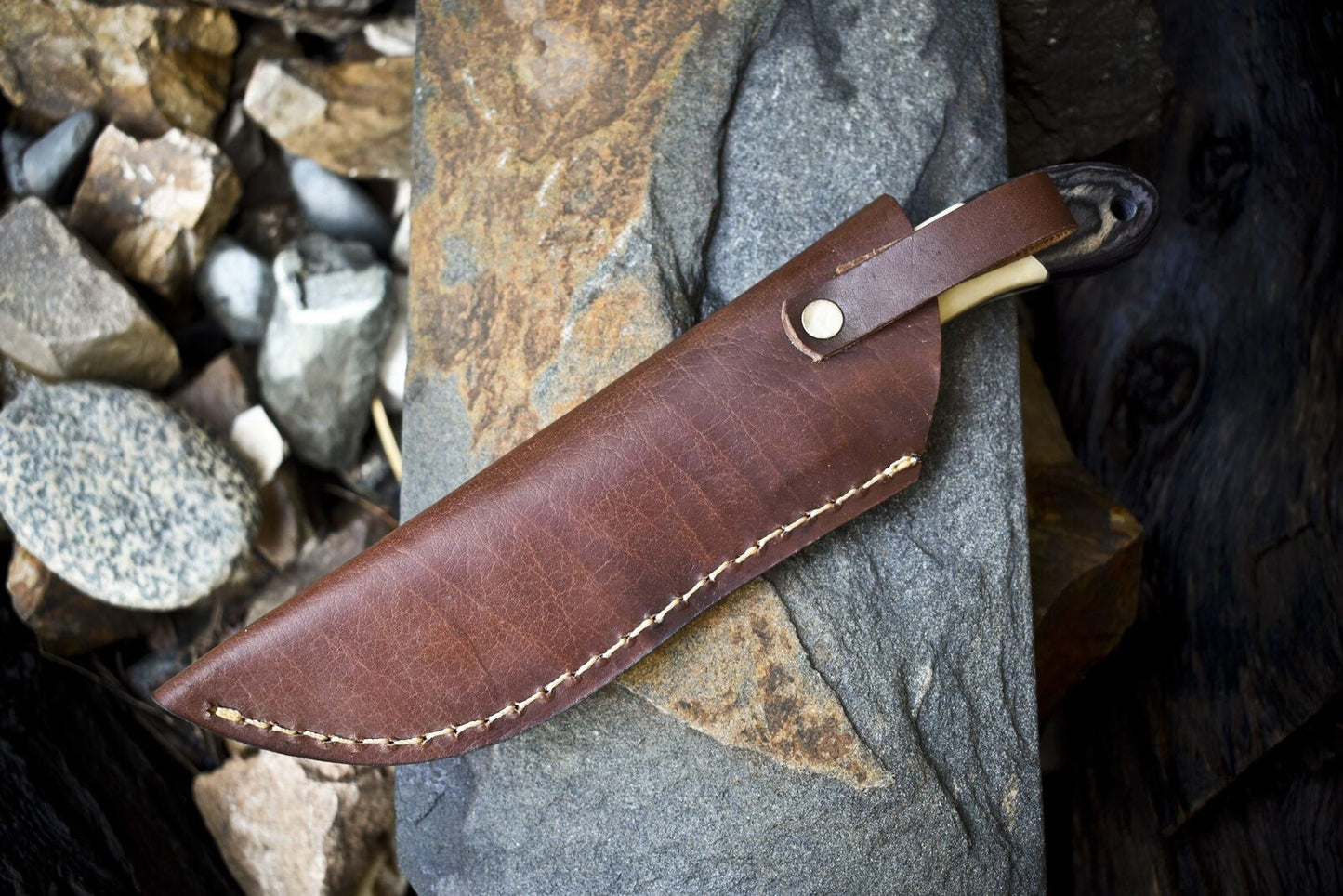 Twist Damascus Skinner Knife with Bone Handle and Micarta Bolster – Survival Hunting Tool with Leather Sheath
