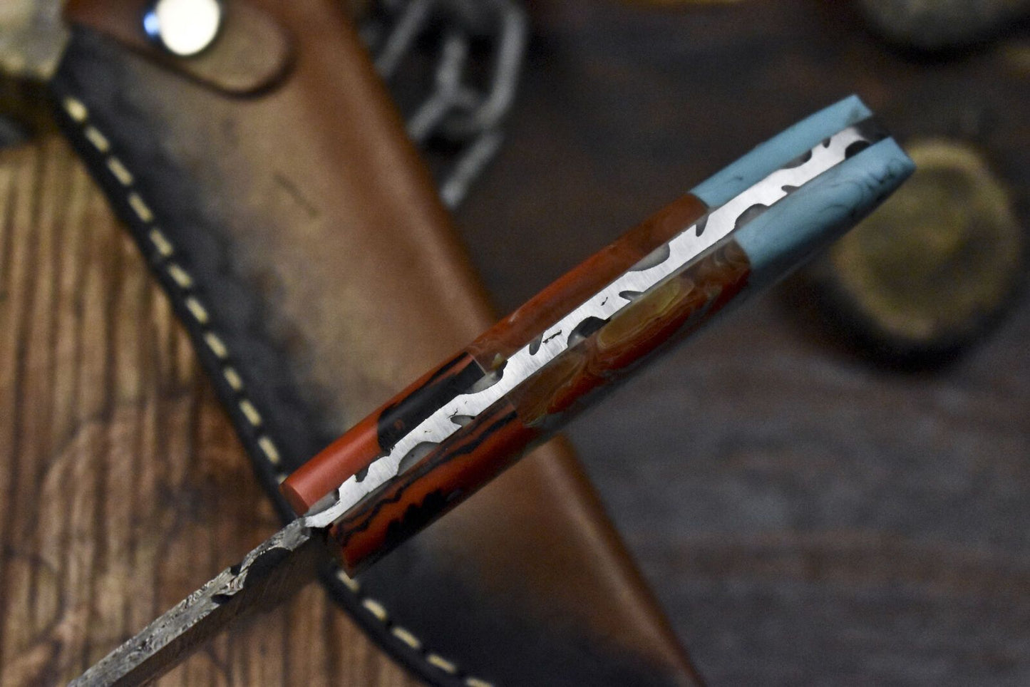 Twist Damascus Skinner Knife with Corian Handle and Micarta Bolster – Custom Forged for Camping
