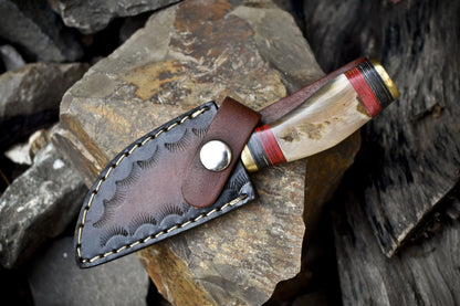 Twist Damascus Skinner Knife with Ram's Horn Handle | Hand Forged Hiking & Hunting Knife