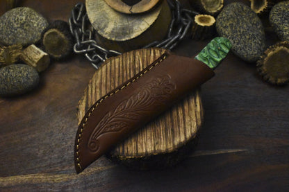 Twist Damascus Skinner Knife – 8.5" EDC with Hardwood Handle and Wooden Bolster