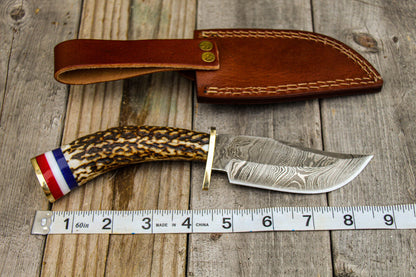 9" Damascus Steel Bowie Knife – Stag Antler Handle & Brass Guard