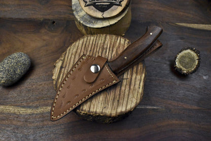 Handmade Twist Damascus Skinner Knife with Walnut Wood Handle for Fishing