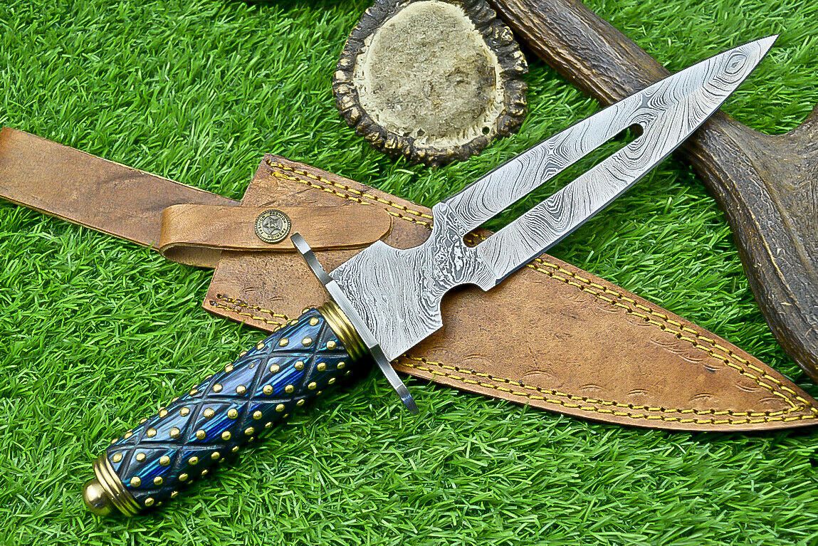 14 Inch Handmade Damascus Steel Hunting Dagger Knife with Hardwood Handle and Sheath