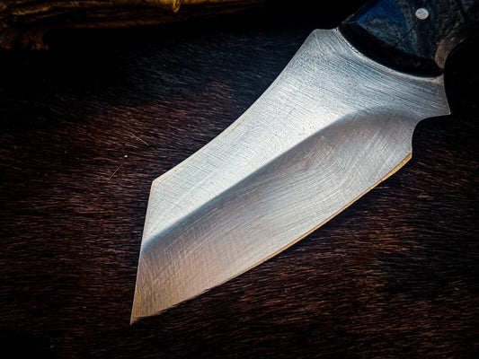 Custom Handmade Hunting Knife | Damascus & Carbon Steel Blade | Premium Handle | Sheath Included