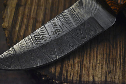 Twist Damascus Skinner Knife Hardwood Handle EDC Handmade Fixed Blade