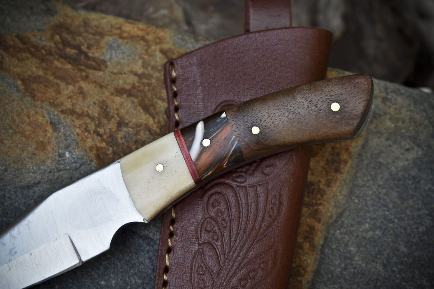 7.5" Handmade Skinner Knife AUS-8 Steel Walnut Wood Handle with Leather Sheath Survival