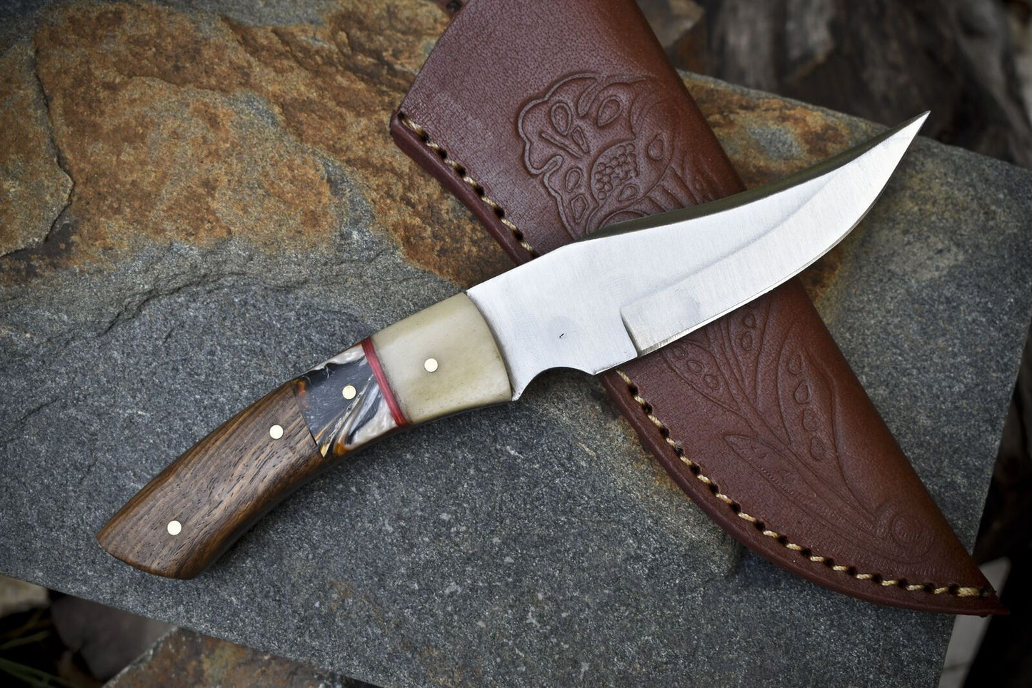7.5" Handmade Skinner Knife AUS-8 Steel Walnut Wood Handle with Leather Sheath Survival