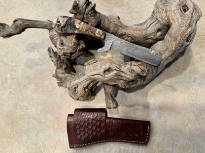 HandForge 8" Damascus Steel Bull Cutter Knife Cowboy Bull Cutter Knife with Rams Horn Handle