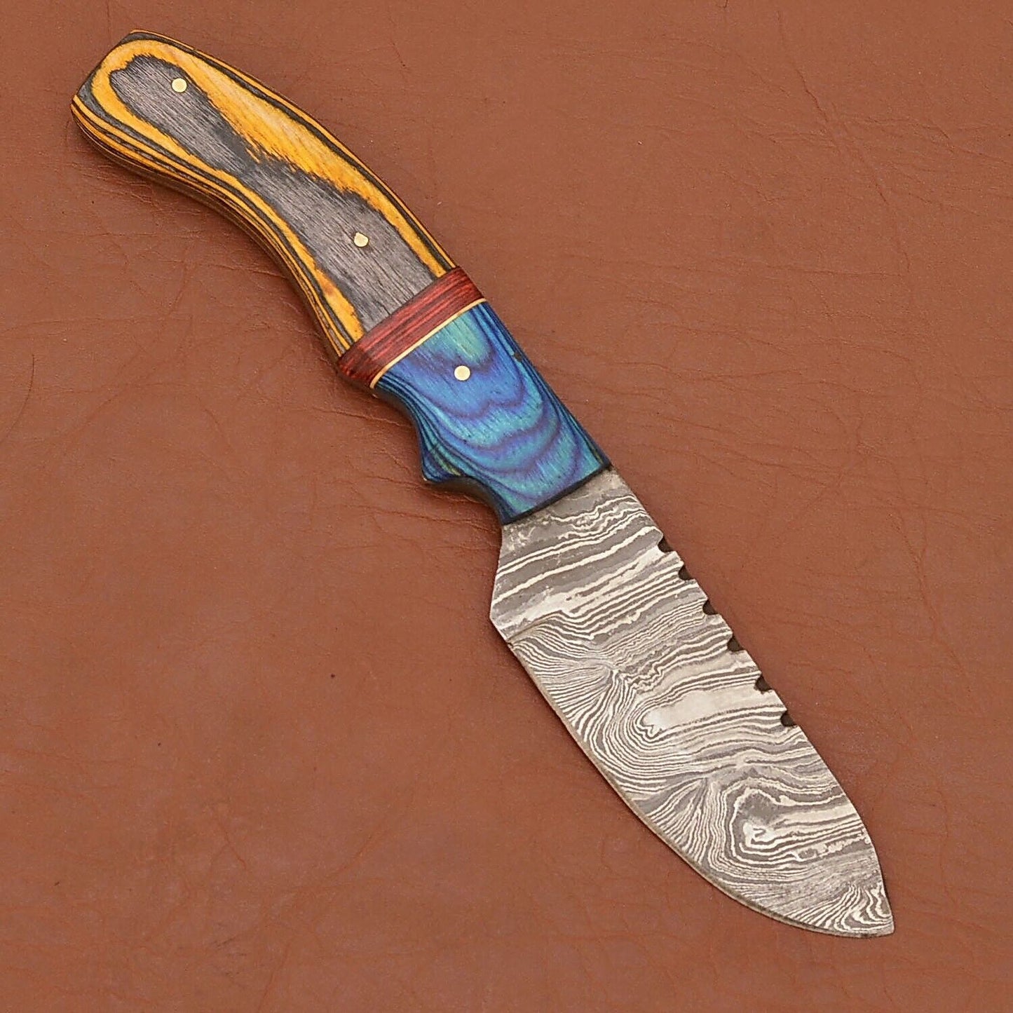 Handmade Forged Damascus Steel Camping Skinner Hunting Knife with Leather Sheath