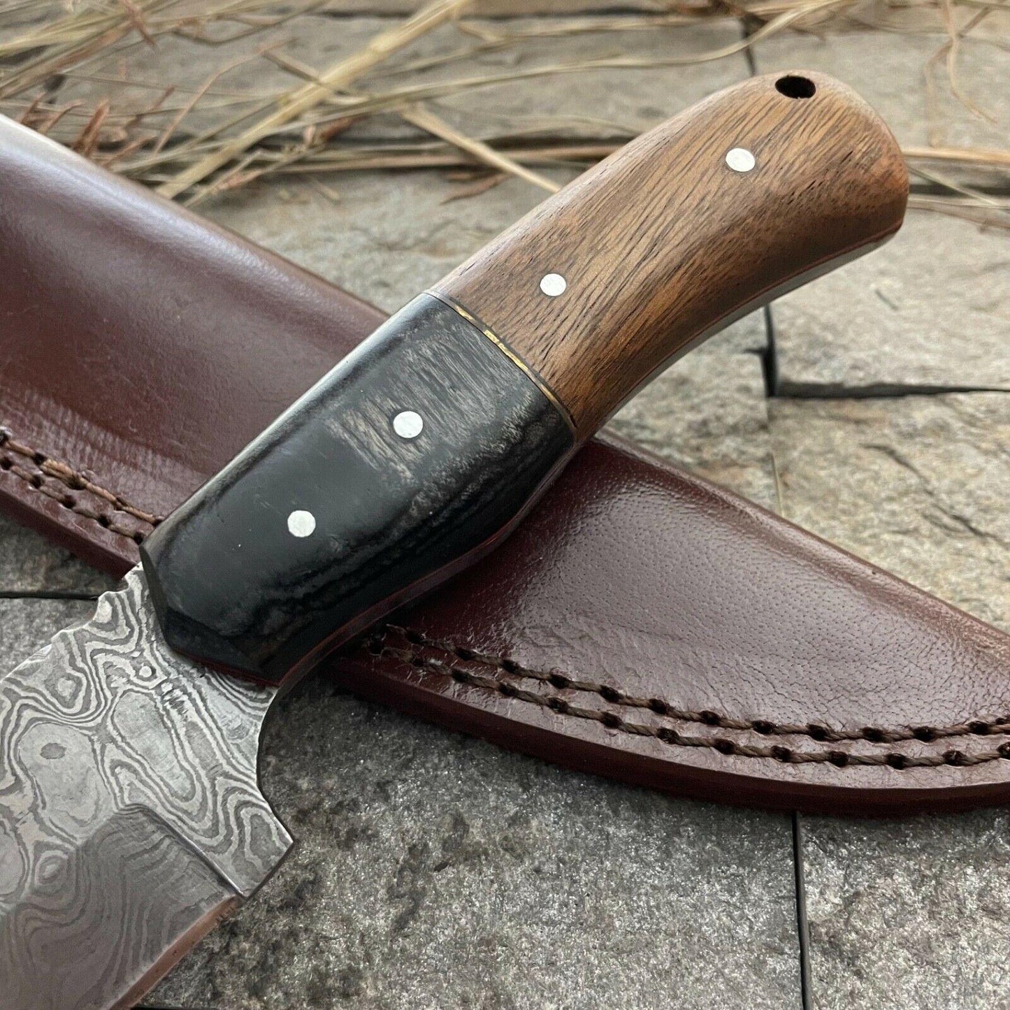 11" Handmade Damascus Hunting Bowie Knife | Full Tang Wooden Handle