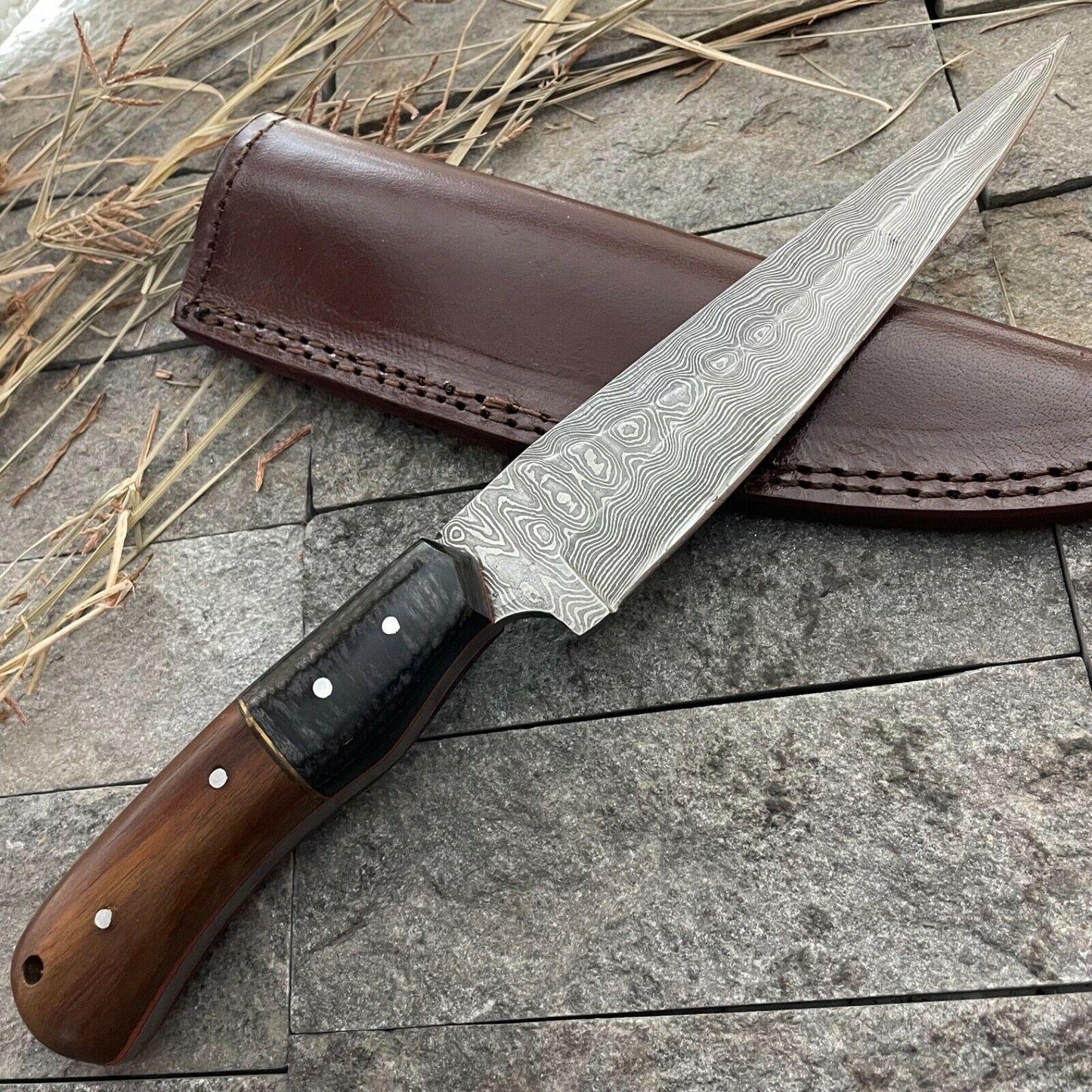 11" Handmade Damascus Hunting Bowie Knife | Full Tang Wooden Handle