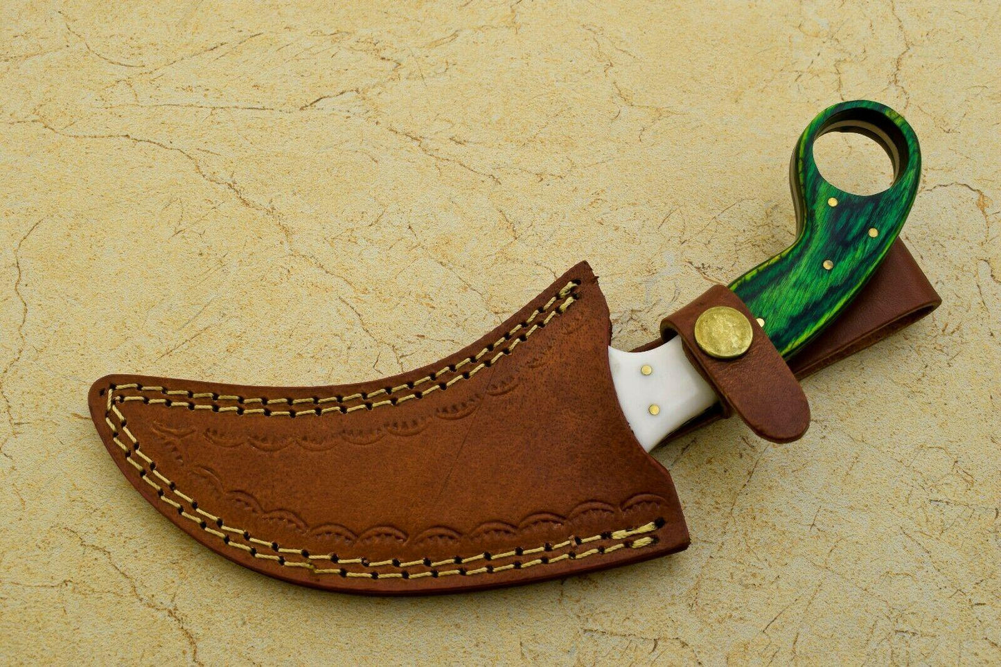 Handmade Best Karambit Full Tang Karambit Damascus Steel Hunting Knife With Wood and Resin Handle