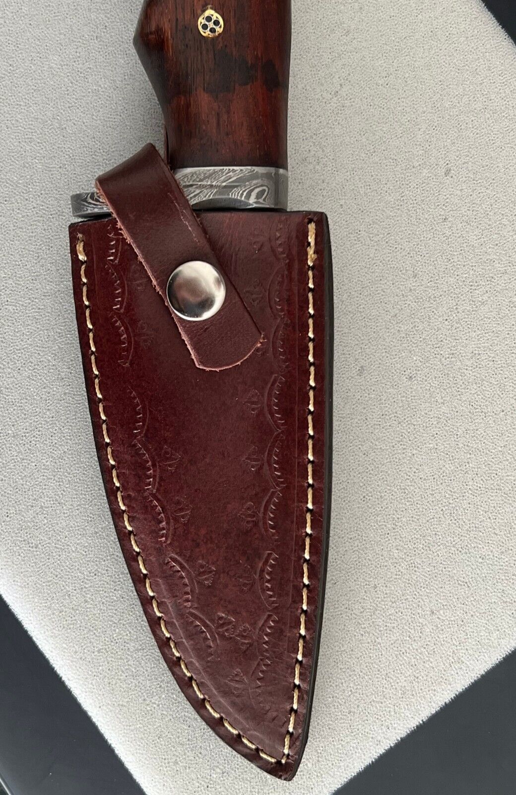 Custom Handmade Damascus Steel Bowie Hunting Knife – 512-Layer Forged Blade with Leather Sheath | Heritage Forge