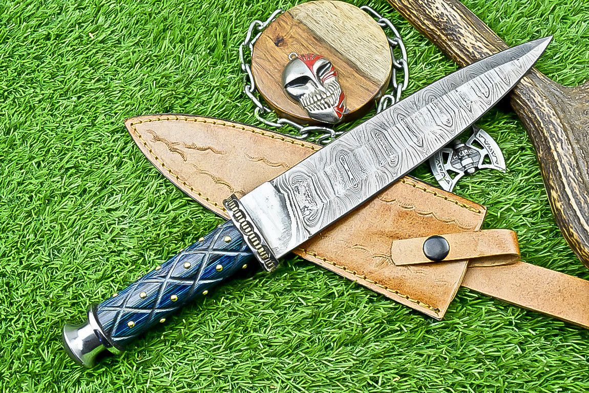 13.5" Damascus Steel Dagger Bowie Knife – Handmade Wood Handle & Sheath