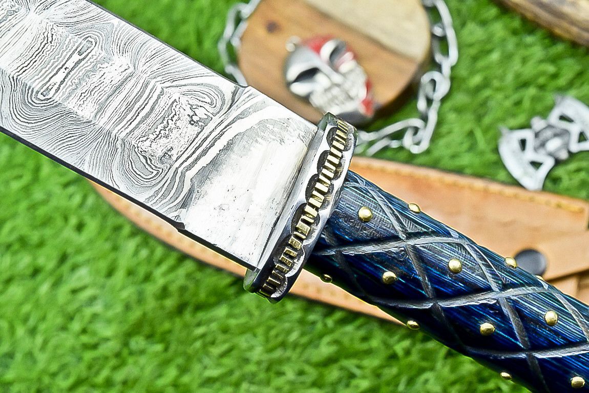13.5" Damascus Steel Dagger Bowie Knife – Handmade Wood Handle & Sheath