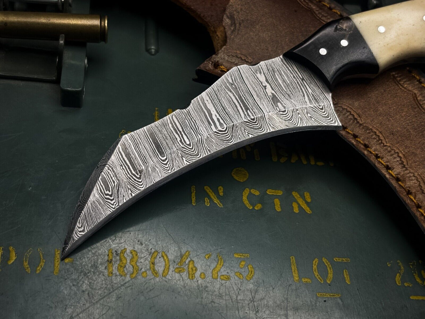 8" Handmade Damascus Karambit Tactical Karambit Damascus steel With Bone Handle