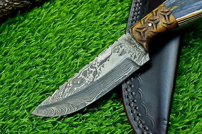 8" Full Tang Damascus Bowie Knife – Hardwood Handle