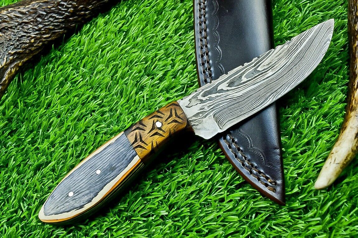 8" Full Tang Damascus Bowie Knife – Hardwood Handle
