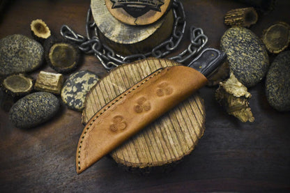 Custom Twist Damascus Skinner Knife with Hardwood Handle – 8" Handmade Sports Hunting Blade