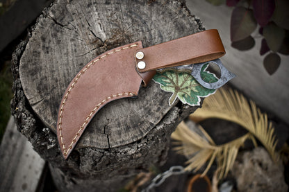 Hand Forged D2 Steel Karambit Knife Fixed Blade Karambit with Hard Wood Handle