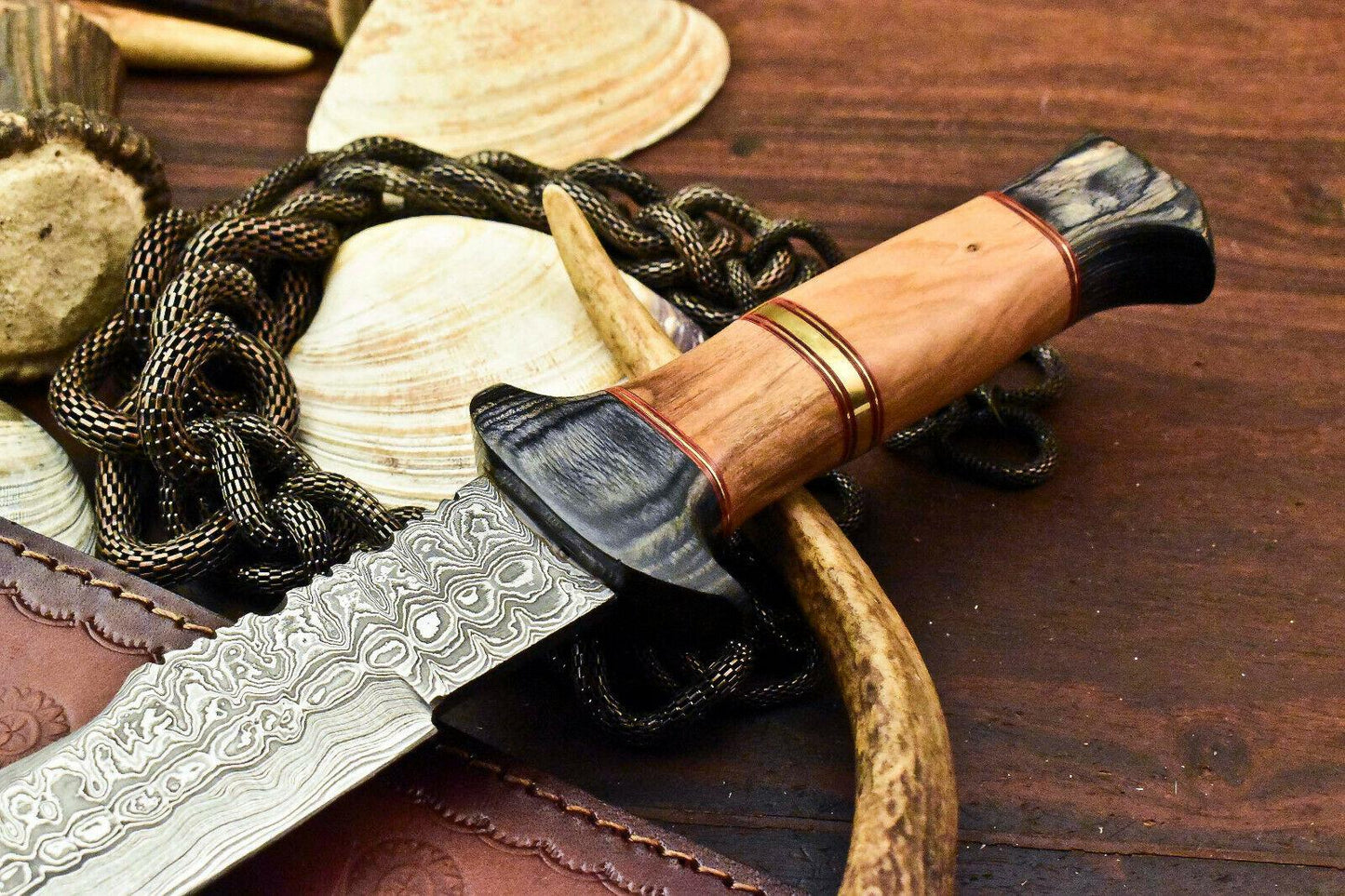 15.5" Damascus Bowie Hunting Knife – Olive Wood Handle with Leather Sheath