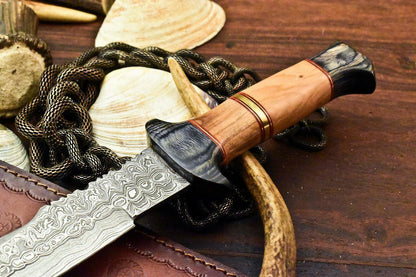 15.5" Damascus Bowie Hunting Knife – Olive Wood Handle with Leather Sheath