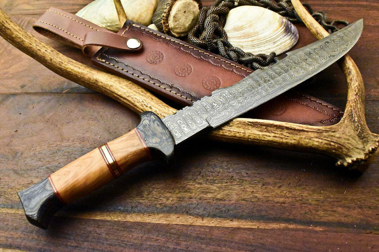 15.5" Damascus Bowie Hunting Knife – Olive Wood Handle with Leather Sheath
