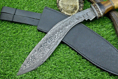 17 Inch Custom Forged Damascus Steel Bowie Knife with Natural Wood Handle