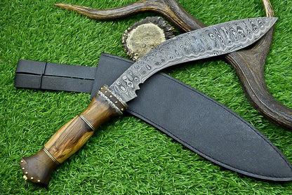 17 Inch Custom Forged Damascus Steel Bowie Knife with Natural Wood Handle