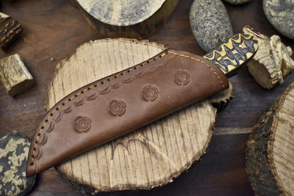 Twist Damascus Skinner Knife with Hardwood Handle and Wooden Bolster – 9 Inch Outdoor Hunting Blade with Leather Sheath