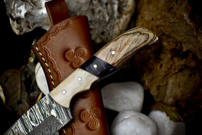 8" Skinner Knife Twist Damascus Mixed Handle Rare EDC Forged Blade
