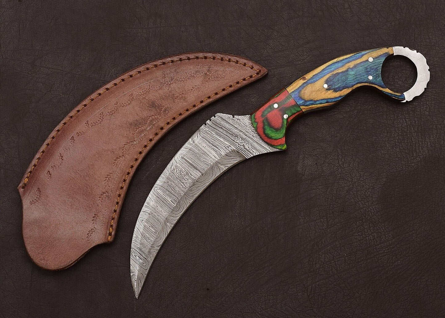 Custom Handmade Damascus Karambit Damascus Steel Hunting Knife with Wood Handle