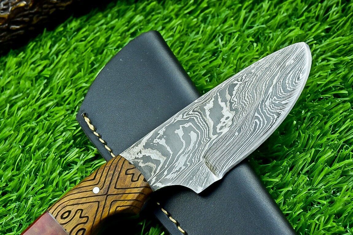 8 Inch Custom Damascus Bowie Hunting Knife with Resin and Wood Handle