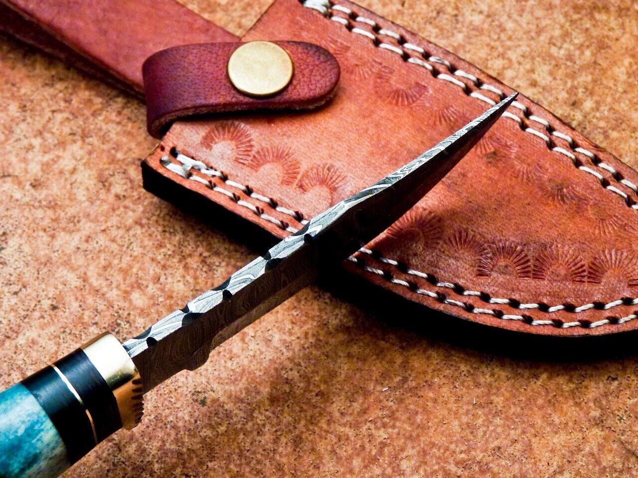 Custom Damascus Steel Bowie Knife – 8 Inch Fixed Blade Hunting & Camping Knife with Engraved Camel Bone Handle