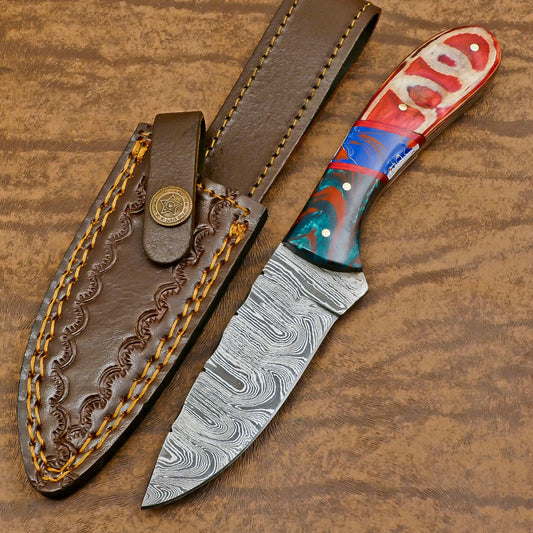 Handmade Damascus Skinner Hunting Knife with Resin and Wood Handle – Custom Damascus Steel Blade