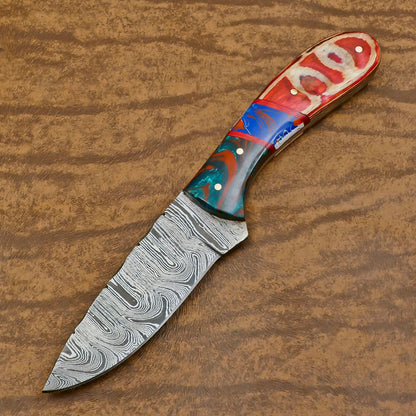 Handmade Damascus Skinner Hunting Knife with Resin and Wood Handle – Custom Damascus Steel Blade