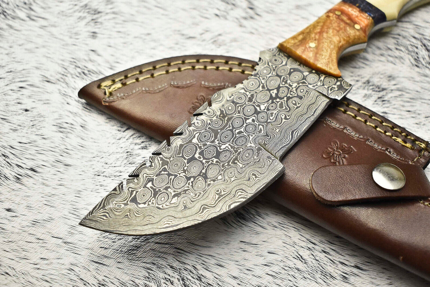 Handmade Damascus Camping Tracker Knife | Full Tang Outdoor Blade with Leather Sheath