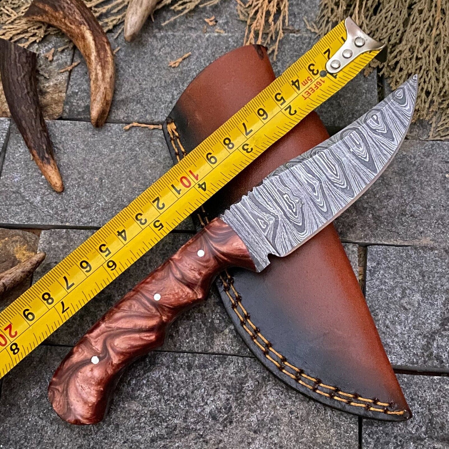 Heritage Forge 8 Inch Handmade Damascus Steel Skinner Knife with Resin Handle and Leather Sheath