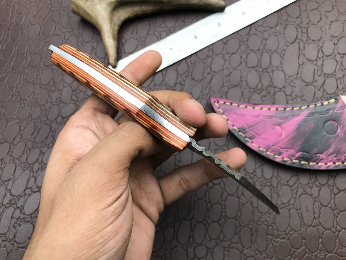 8" Handmade Damascus Karambit Knife Full Tang Damascus Steel Karambit with Wood Handle