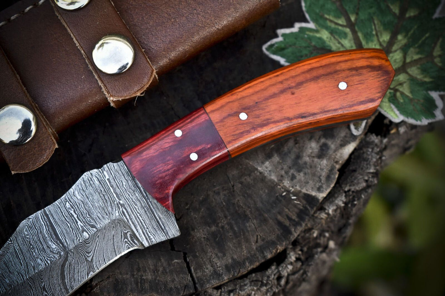 8" Hand Forged Damascus Skinner Knife with Twist Pattern and Hardwood Handle for Survival and Hunting