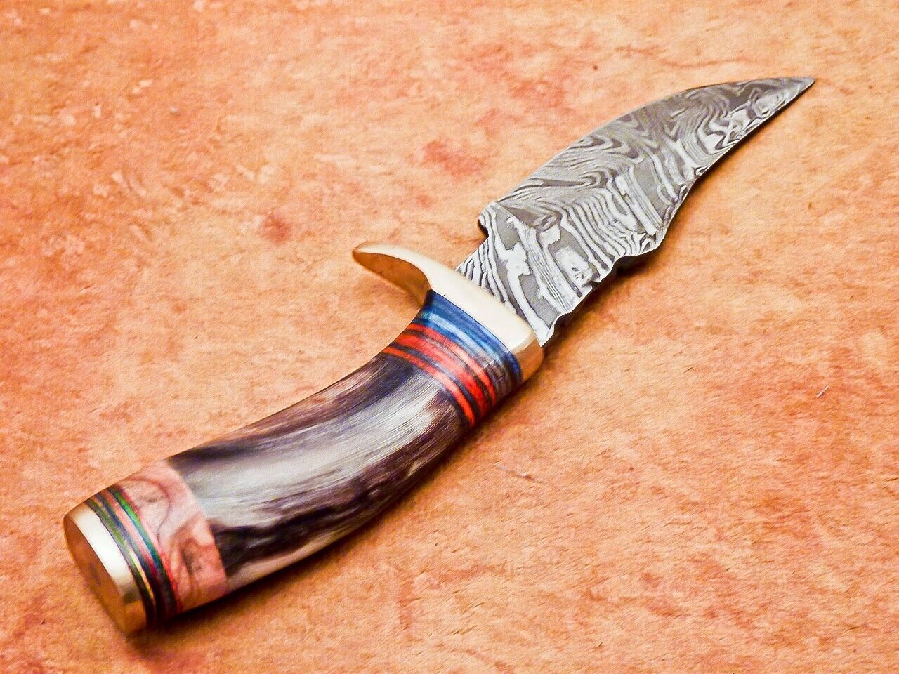 6" Damascus Bowie Knife – Ram Horn & Hardwood Handle