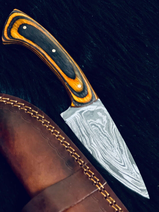 8.5" Custom Handmade Twist Damascus Steel Bowie Knife with Wood Handle